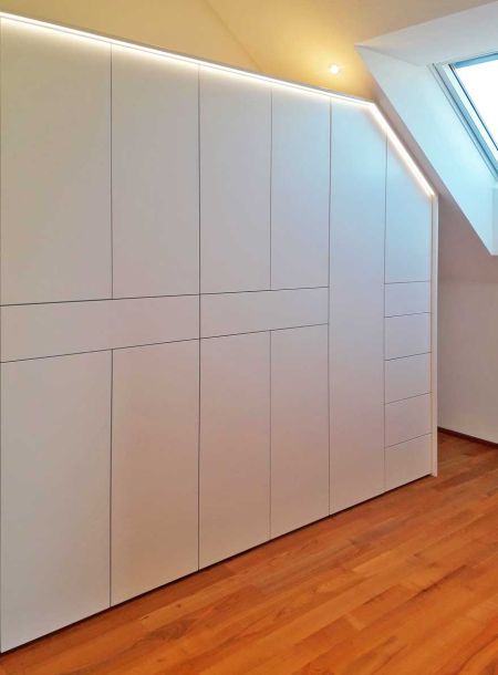 K&uuml;chentisch mit Barhocker